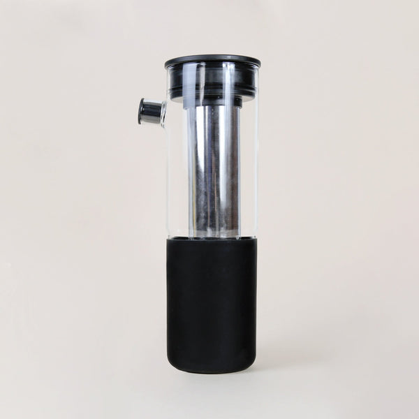 https://www.firebellytea.com/cdn/shop/products/iced-tea-pitcher-with-infuser-991218_grande.jpg?v=1680191782